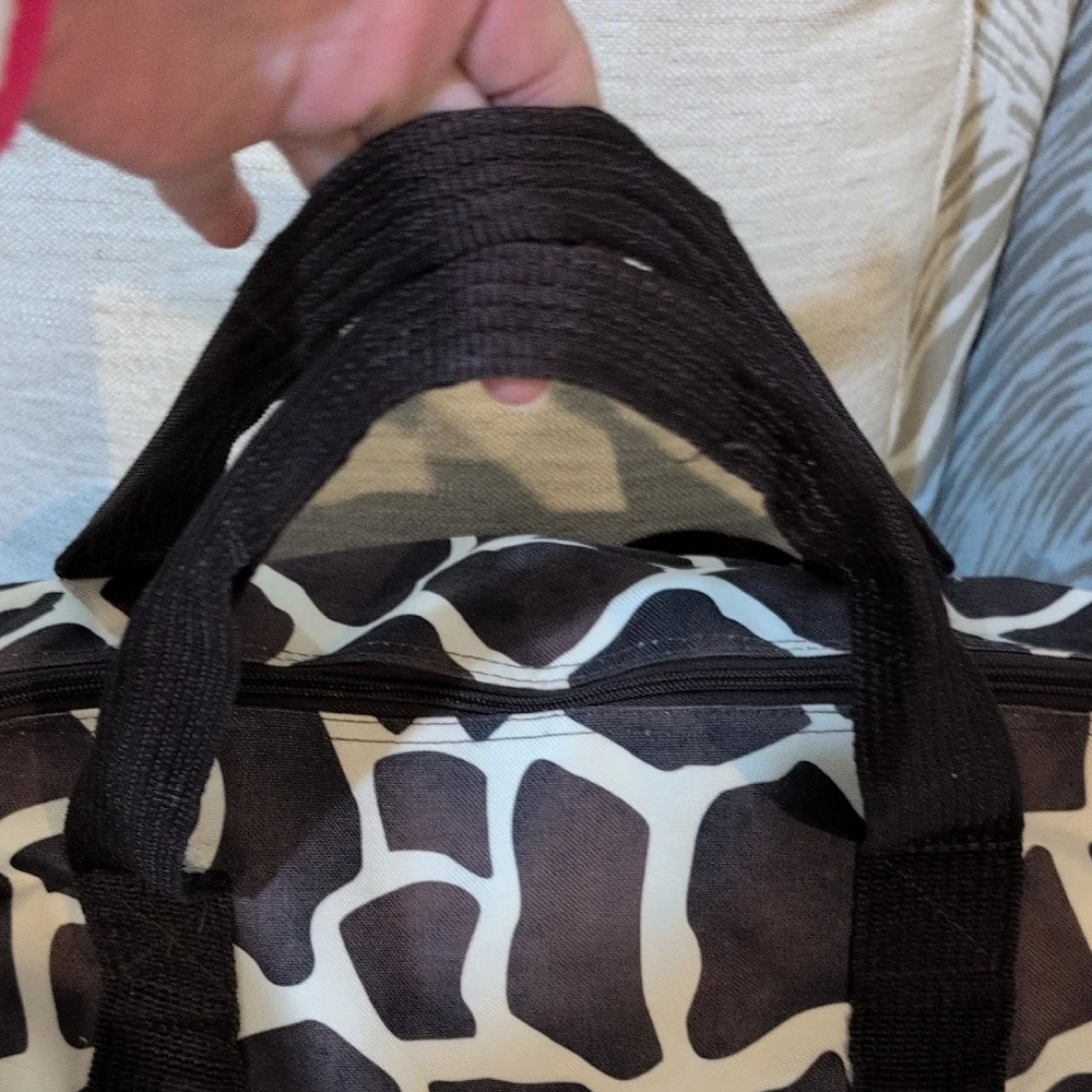 Stylish Giraffe Print  Weekender / Carry On Or Tote Bag